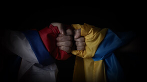 След повече от 3 години: Пленени украинци се завърнаха у дома